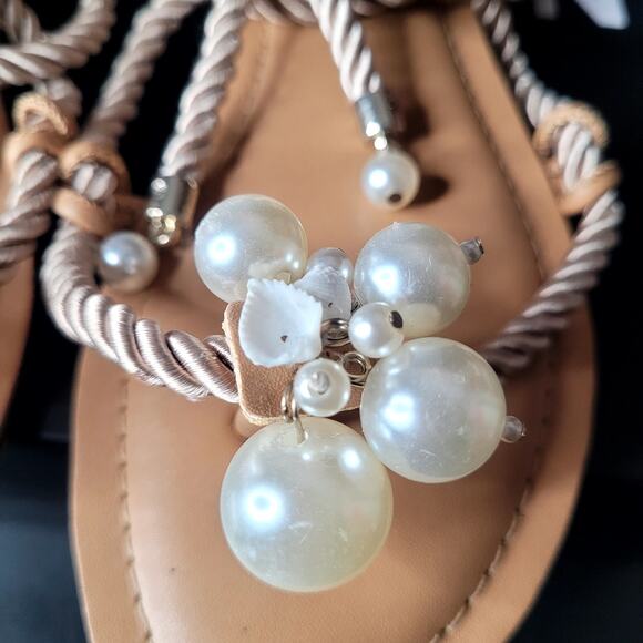 INC Jerzi Rope Embellished Flat Sandals Sz 5.5 Pearls Seashells Beachy Nautical - Picture 6 of 10